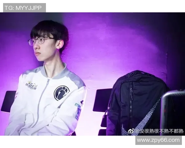 IG战队心理素质引发热议球迷对其表现褒贬不一