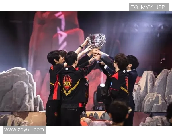 FPX战队转型之路的得与失分析与未来展望